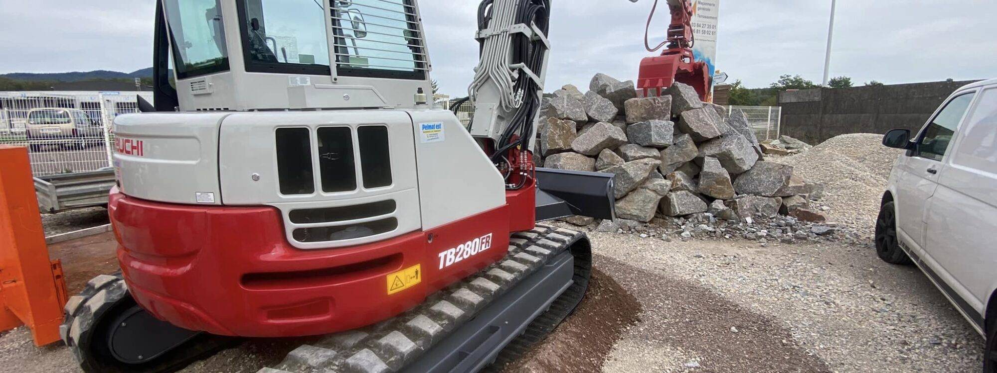 Entreprise de terrassement pour piscine, terrasse, construction et VRD près de Belfort et Héricourt Grand-Charmont